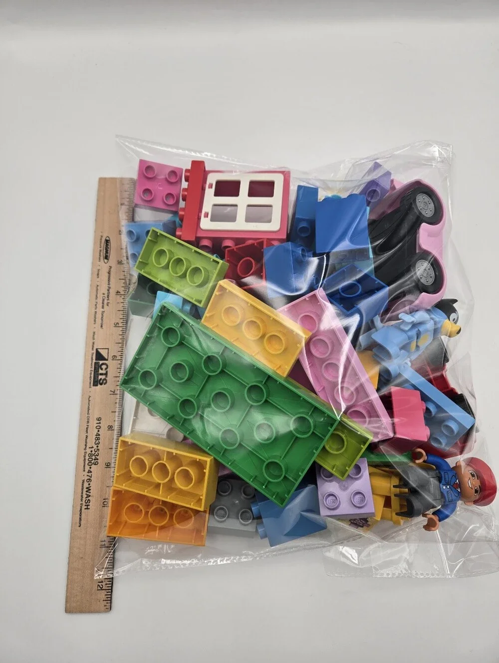 Lego Duplo Misc Building Blocks Toys Lot With 2 Figures